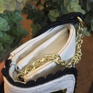 Betsey Johnson Bags - Betseyville white quilted bow purse vegan boho mod Betsey Johnson Bags - Betseyville white quilted bow purse vegan boho mod